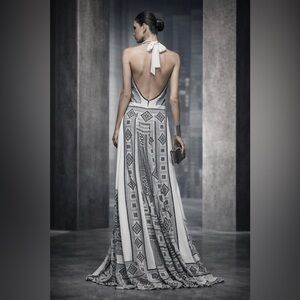 BCBGMaxAzria “ARLENIS” Black & White Geometric Maxi Dress – Size 0